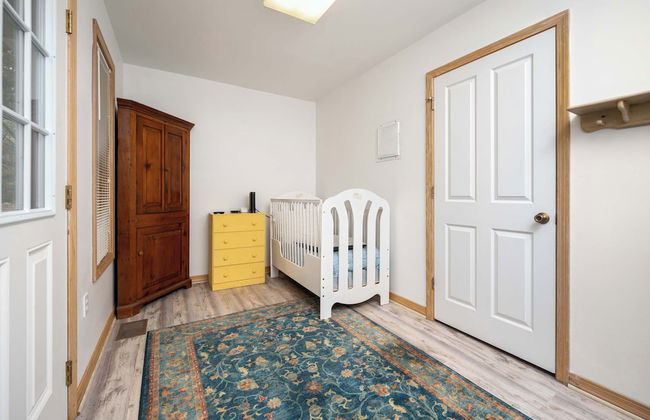 Secluded Waterfront Retreat for 23 Dock, Pets OK - Foto 50