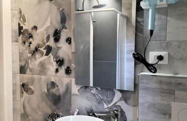 Sea Side Attic - Photo 17