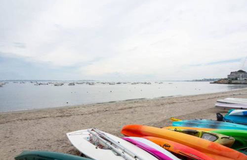 Spacious Coastal Townhome Deck and Parking - Foto 9