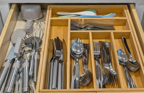 Luxury DC Rowhouse with Rooftop Firepit & Private Hot Tub- Near U Street & Logan Circle - Foto 30