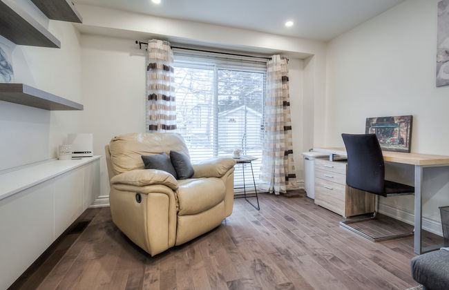 Spacious Breathtaking 4br Villa in the heart of Toronto - Foto 28