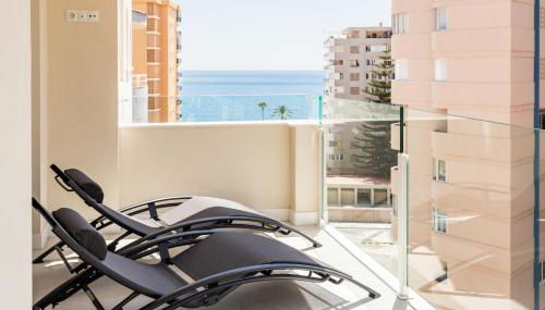 Sur Suites del Sol Apartamento 3 hab y 2 wc con gran terraza y piscina a pasos de la playa - Photo 4, sunbed