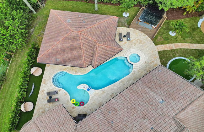 The Grand Luxe 8BR Villa w Pool and Basketball - Foto 63