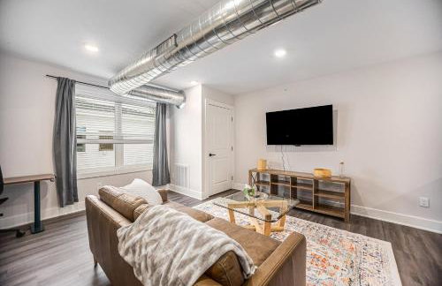 Upscale Abode - Brand New Corporate Apt Downtown - Foto 5