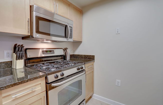 Great Business Condo at Pentagon City - Photo 19
