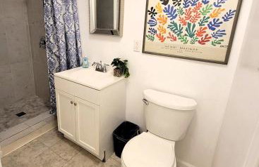 Spacious 5BR Private Home 5 minutes to Rodeo Drive with Hot Tub Spacious Backyard Parking - Foto 19