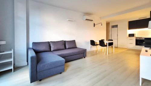 Apartamento céntrico, moderno, Terrassa Rambla - Photo 4