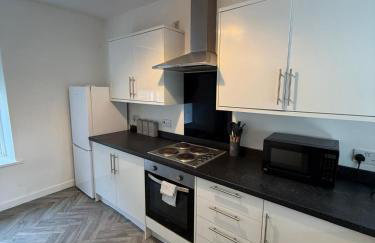 ResiLets - Front Street East Apartment - Foto 12