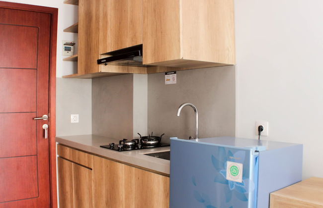 Nice And Cozy Studio At Tamansari Mahogany Karawang Apartment - Photo 5