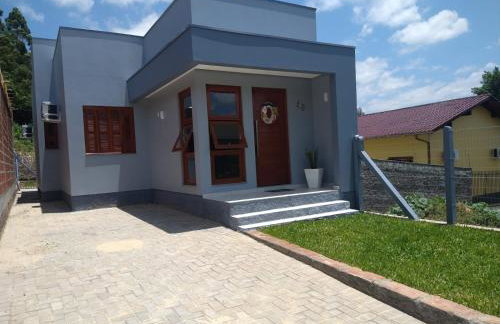 Grey House, próximo a Gramado e ao Templo Budista - Foto 3