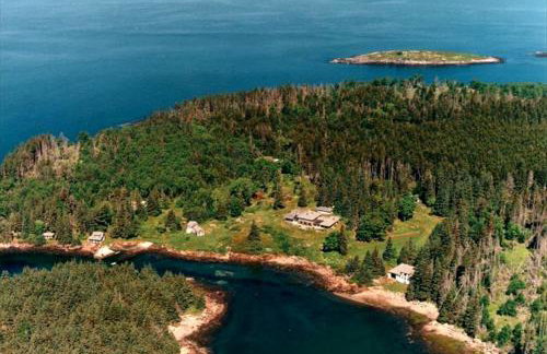 Beautiful Private Retreat with Private Beaches and Boat on McGee Island, Maine - Photo 2