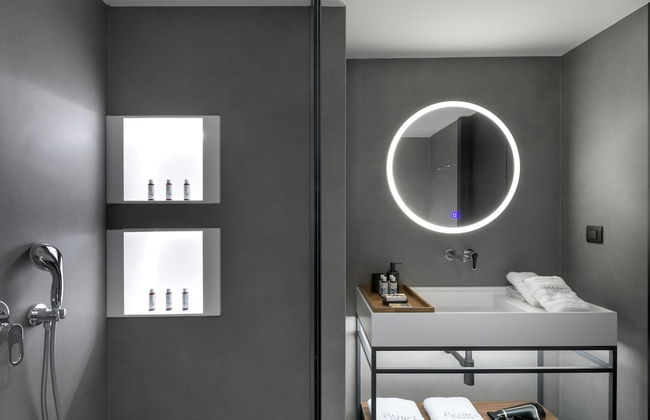 Essence Suites - Photo 42