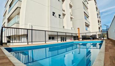 Apê 212 - Piscina, Churrasqueira, 2 Quartos a 600m da Orla Central - Foto 2