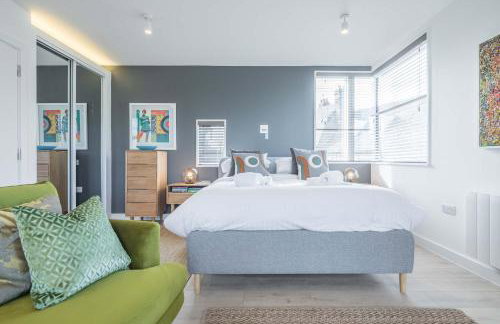 Superb Central Apt River Views & Parking - Foto 10