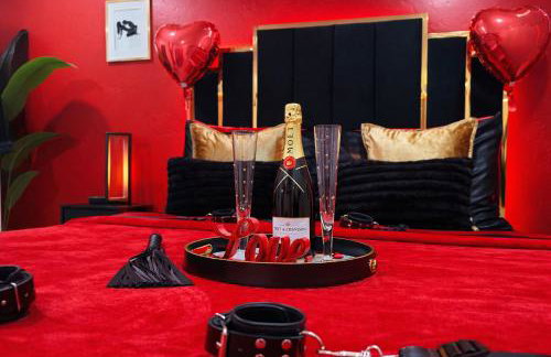 Red Chamber Hot Tub Couples Retreat - Foto 15