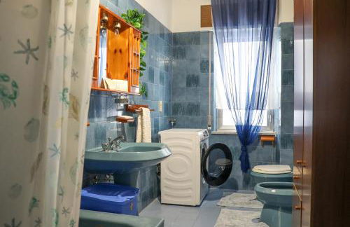 5 Minutes' Walk from the Beach, with Two Bedrooms - Foto 19