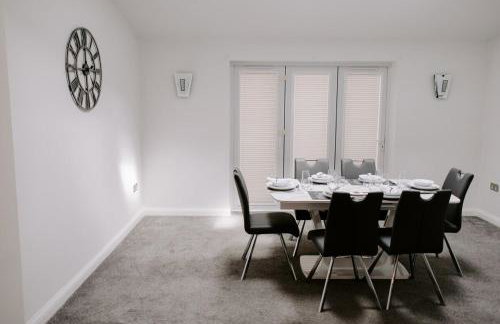 Gadbridge - 3 Bedroom House, parking and garden! - Foto 24