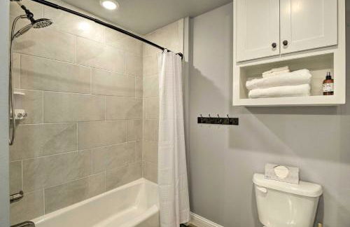 Hot Tub and Fire Pit! Cozy Granbury Escape Near Lake - Foto 30