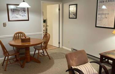 SKIING, HIKING, VILLAGE OF EVILLE MTN ESCAPE - Foto 22