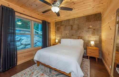 Cozy Modern 2-Bedroom Cabin Getaway - Foto 6