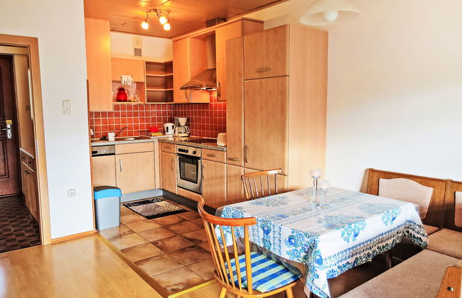 2 bedroom Apartment in Radenthein with garden - Photo 3