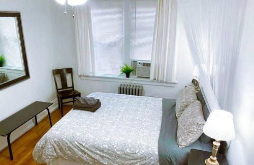 (53.1S) Forest Park, The Zoo, and much more - Foto 13