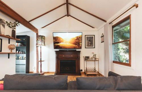 Modern & Airy Silver Lake 2bedroom 2 bath Front House - Photo 42