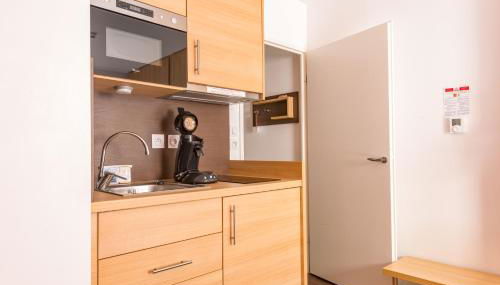 Apparthotel Privilodges Carré de Jaude - Foto 5, stove, minibar
