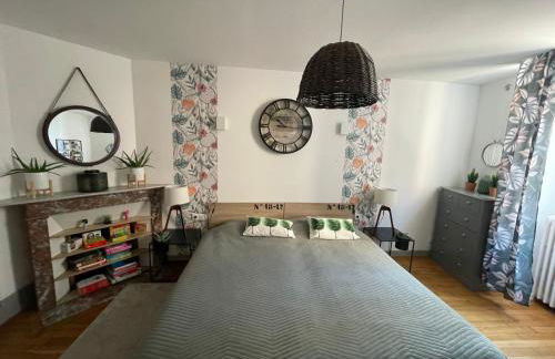 Liberté et Confort, appartement entier, moderne avec 2 chambres et cuisine équipée au coeur de Semur - Foto 7