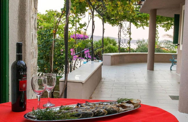 Villa Belezza Sleeps 8 With Pool - Foto 30