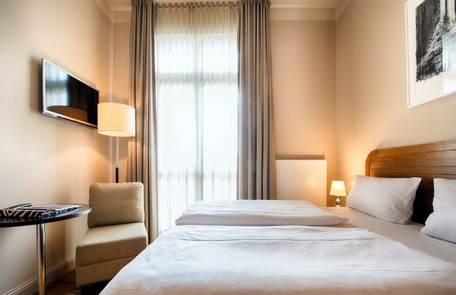 Mondrian Suites Berlin Checkpoint Charlie - Photo 21