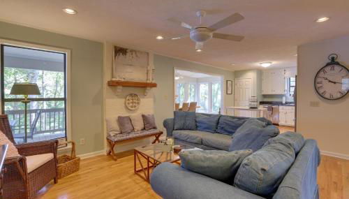 Lakefront Lineville Retreat with Private Dock! - Foto 3