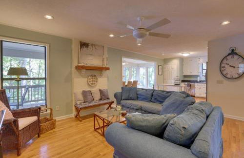 Lakefront Lineville Retreat with Private Dock! - Foto 3