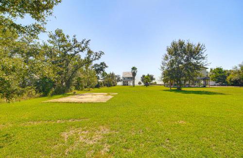 Walk to Beach Oceanfront Home with Outdoor Kitchen - Foto 35