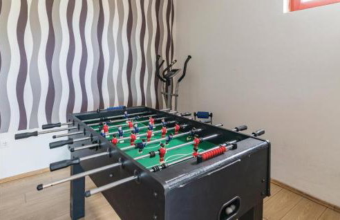 Lovely Home In Tinjan - Photo 36