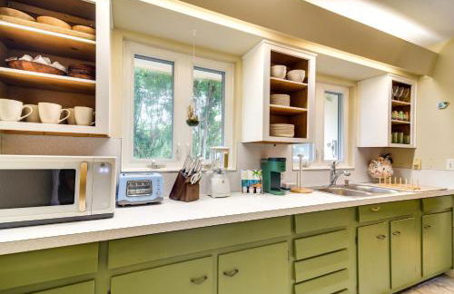 3 Mi to Gulf Seminole Retreat with Patio - Foto 12