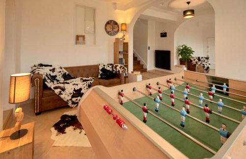 La Villa en Loire, avec Jacuzzi 6 places, Piscine chauffée, boulodrome, salle de jeu, 6 Chambres, vue Loire, 350M2 - Foto 6