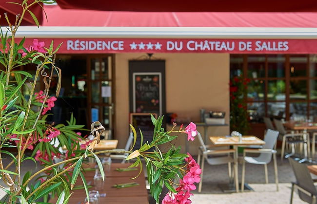 Villa in France With Private Garden - Photo 21