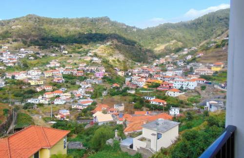 Charming house in Machico with mountain view and garden - Foto 34
