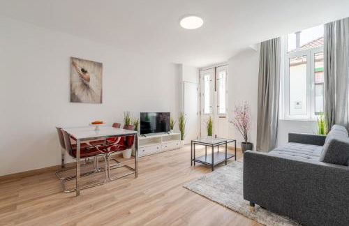 HostWise - Traditional House with Terrace - Foto 31