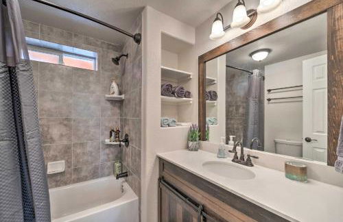 On the Rocks - A Modern Home with Decks and Views - Foto 16