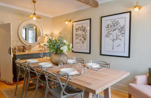 Danes Cottage - Luxury Peak District Retreat - Photo 19