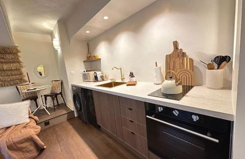 LES MALDIVES, T2, Balcon, Hyper centre Place aux Herbes - Foto 5