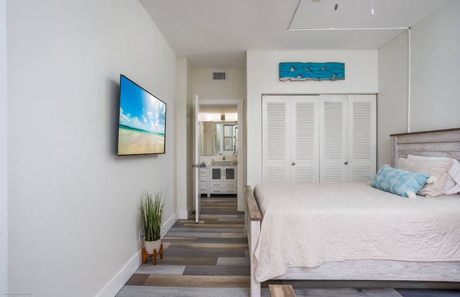 Harbor Towers 1st Fl. West Facing - Foto 21