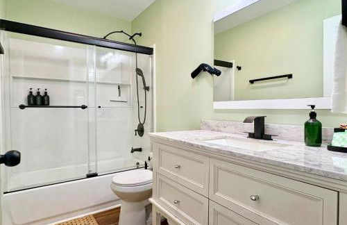 Family A-Frame, HotTub, FirePit, ClimbingWall, EVCharger, & More - Photo 49