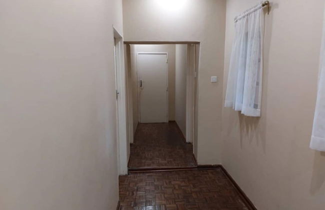 Modern House With Pool in Mount Pleasant - 2063 - Photo 17