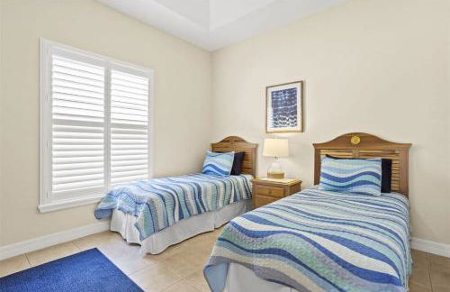 Cape Serenity- Premier Waterfront Villa with Kayaks and Bikes - Photo 27