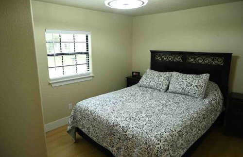 1 Block to Lake Eufaula! - Foto 10