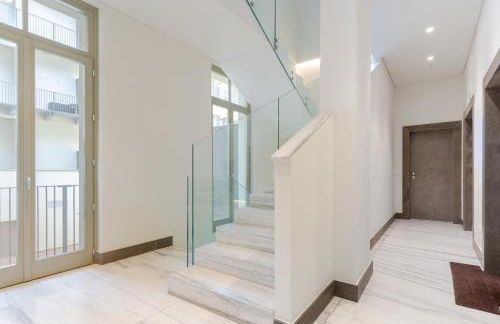 Hostdomus - Lagrange Luxury Apartment - Photo 43