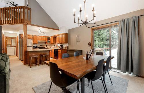 Majestic Escapes Hot Tub Firepit Deck Large Yard - Foto 13